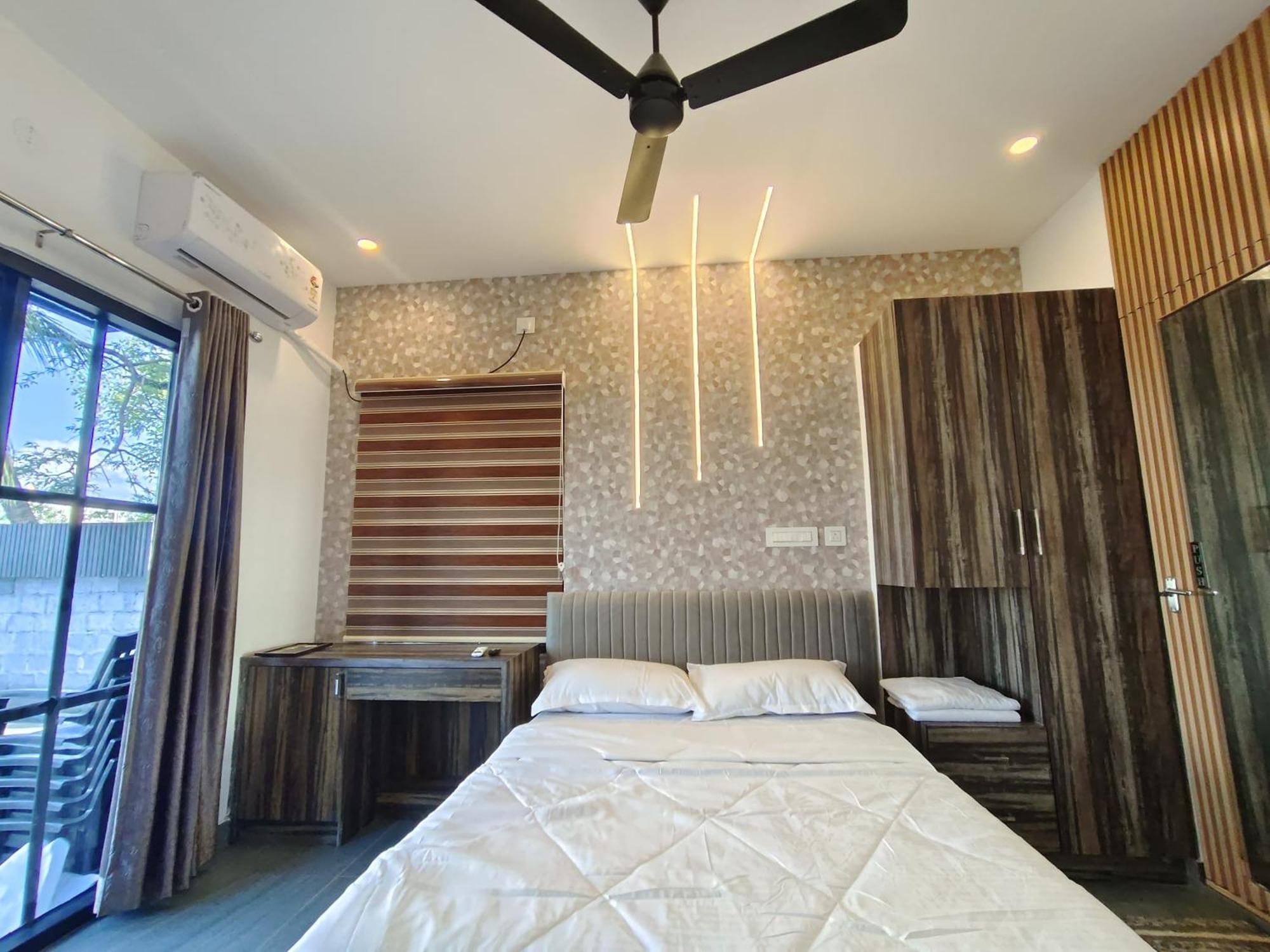 Marina Lounge Hotel Kochi Luaran gambar